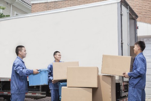 Safe and professional man with van service in Greenwich with careful moving procedures