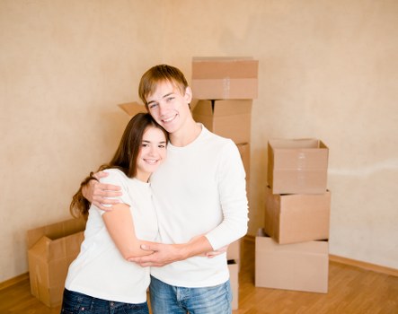 Local moving team navigating Greenwich streets and parking access
