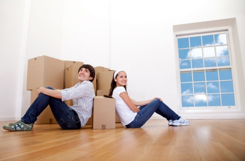 Moving van service for a flat near Greenwich town centre