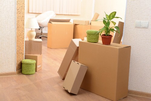 Self storage unit selection in Greenwich